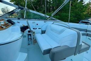29ft Cobalt Yacht For Sale