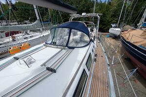 Wahoo 43ft Jeanneau Yacht For Sale
