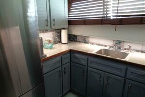 Ivory Lady 70ft Hatteras Yacht For Sale