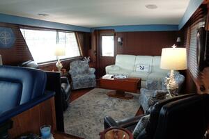 Ivory Lady 70ft Hatteras Yacht For Sale