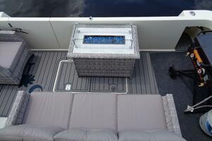 Ivory Lady 70ft Hatteras Yacht For Sale