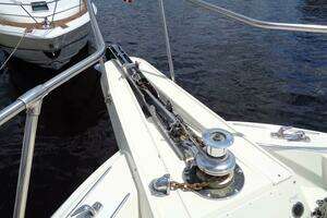1987 Hatteras 70 Cockpit Motor Yacht thumbnail 30