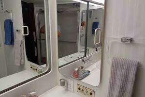 1987 Hatteras 70 Cockpit Motor Yacht thumbnail 95