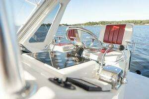 1999 Ocean Yachts 40 thumbnail 35