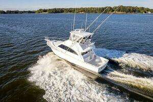 1999 Ocean Yachts 40 thumbnail 31
