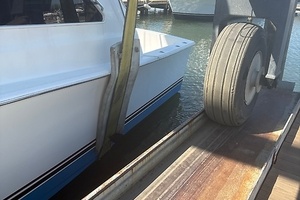 1999 Ocean Yachts 40 thumbnail 9