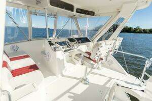 1999 Ocean Yachts 40 thumbnail 21