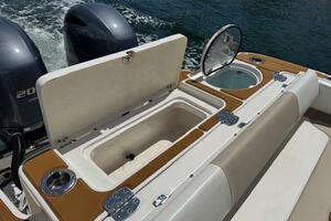 24ft Robalo Yacht For Sale