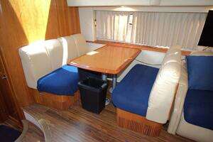 2005 Carver 444 Cockpit Motor Yacht thumbnail 26