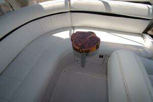 2005 Carver 444 Cockpit Motor Yacht thumbnail 18