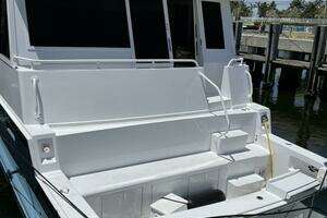 1999 Viking Cockpit Sport Yacht thumbnail 26