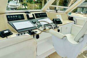 1999 Viking Cockpit Sport Yacht thumbnail 22