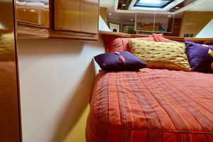 VIP Bed side