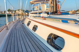 Teak Sidedecks