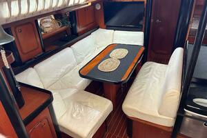 Zephyrus 50ft Beneteau Yacht For Sale