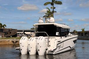 35ft Wellcraft Yacht For Sale