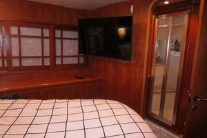 Captain's Cabin