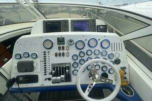 2006 Fountain 48 Express Cruiser thumbnail 8