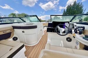 29ft Sea Ray Yacht For Sale