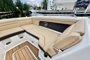 29ft Sea Ray Yacht For Sale