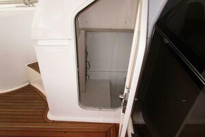 PRETTY LADY 59ft Ferretti Yachts Yacht For Sale