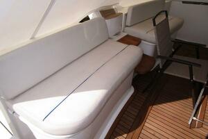 PRETTY LADY 59ft Ferretti Yachts Yacht For Sale