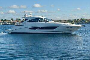 2015 Sea Ray 510 Sundancer thumbnail 1