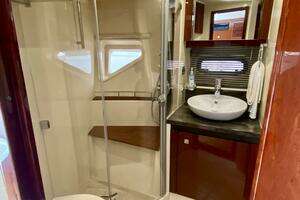 2015 Sea Ray 510 Sundancer thumbnail 13
