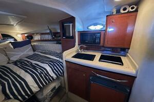 Miles to Go 28ft Sea Ray Yacht For Sale