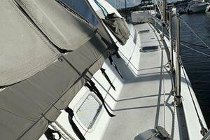 MOONLIGHT LADY 47ft Robertson  amp  Caine Yacht For Sale
