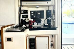 MOONLIGHT LADY 47ft Robertson  amp  Caine Yacht For Sale
