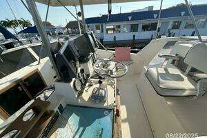 1984 Viking 44 thumbnail 17