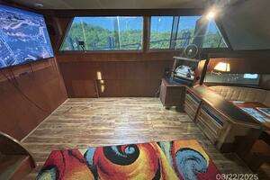 1984 Viking 44 thumbnail 32