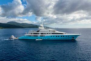 AXIOMA yacht for sale