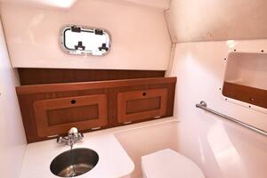 ABLE II 29ft Hunt Yachts Yacht For Sale