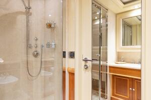Starboard Aft Guest Ensuite