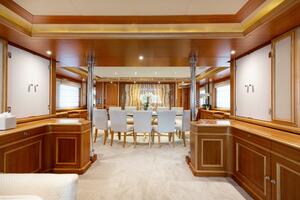 Dining Salon for 12 Guests