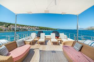 Sundeck