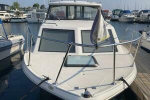 24ft Bayliner Yacht For Sale