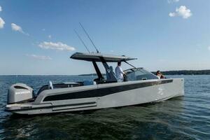 VIRTUE YACHTS V10 T-Tops