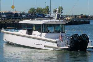 Nocellara de Belice 2024 Axopar 37 Cross Cabin with Bench Seat, V10s Yacht For Sale in Brooklyn NY
