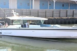 Nocellara de Belice 37ft Axopar Yacht For Sale