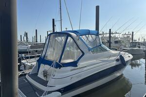 Photo 5585603 for 2005 Cruisers Yachts 280 CXI  