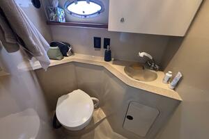 Photo 5585623 for 2005 Cruisers Yachts 280 CXI  