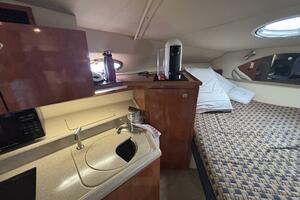 Photo 5585621 for 2005 Cruisers Yachts 280 CXI  