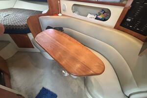 Photo 5585619 for 2005 Cruisers Yachts 280 CXI  