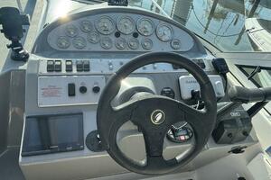 Photo 5585609 for 2005 Cruisers Yachts 280 CXI  