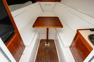 39ft Venture Yacht For Sale