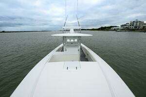 2008 Venture 39 Cuddy thumbnail 31
