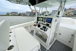 39ft Venture Yacht For Sale